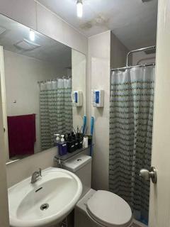 Casita Payapa - newly furnished condo unit 2nd flr - Manila - 1