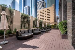 Luxury 2BR DIFC Full Kitchen, Pool, Gym Near Restaurants - Dubai - 0