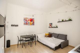 Isola - Strategic Apartment - Milan - 8