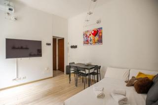 Isola - Strategic Apartment - Milan - 1