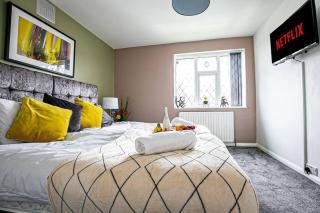 Central Leamington Spa House with Free Parking, Fast Wifi, Smart TV with Free Netflix and Garden by Yoko Property - Leamington Spa - 5