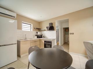 2 chambres, tout confort, climatisé, proche CHU et centre ville - Saint-Denis - 1