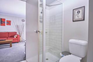 1BR eco apartment with tennis court and carpark - Melbourne - 3