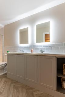Brand New Riverside Apartment - Christchurch - 2
