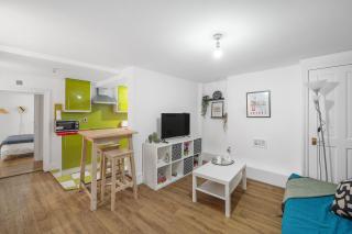2 bedrooms with ensuite baths, kitchen and living room - Londra - 6