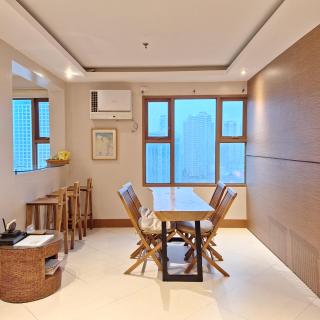 MANILA BAYVIEW RENTAL- LUXURY AND SUPERIOR 1 - 5 BEDROOM CONDOS WITH BALCONY POOL BAYVIEWS NETFLIX - Housekeeping Available- - 1