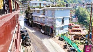 Yepplo Service Apartments - DARJEELING - 4BHK with Private Kitchen - 24hrs Caretaker & Power Backup - 7