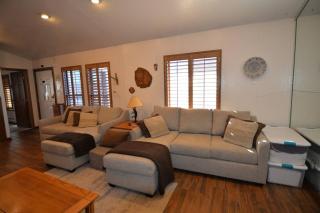 South Penthouse Pool-Spa Ski-in out Gym, Sauna, Laundry, BBQ - Brian Head - 8