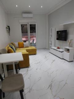 Loutraki comfortable apartment center 50m from the sea - Loutraki - 0