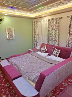 Oak Heaven Cottage Gulmarg - 4