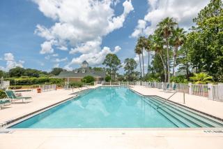 Golfer's Retreat Golf Pool Tennis & more - - 9