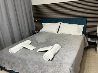 Luxury Studio Suite - 7