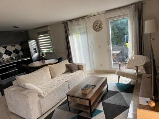 Appartement duplex T3 avec box - Paris - La Défense - Airport CDG - Parc des expositions - Stade de France - Disney - Astérix - Val D Europe - Villepinte - 9