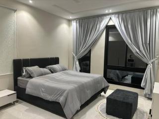 شقة استوديو جديدة ونظيفة غرفة وصالة هادئة ومريحة بحي المروة 8دقايق من المطار - Djeddah - 4