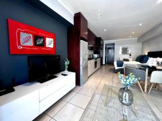 Icon NO LOAD SHEDDING Modern Studio - City - Cape Town - 9