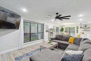 Gorgeous 4BR 2,5BA Holiday Home 15min to DFW Int Airport - Flower Mound - 3
