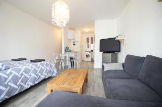 Verdun Centre - Studio - 1 LIT et canapé convertible - Internet et TV - 4 personnes - Géré par Presta-Zen'Services - Verdun-sur-Meuse - 6