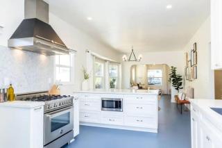 Little Italy 3BD Home with Huge Patio & Backyard - San Diego - 4