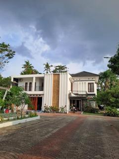 Merapi View Homestay Paviliun - Ngaglik - 0