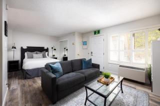 1 Bed, 1 Bath Lovely Open Concept Resort Condo - Blue Mountains - 5