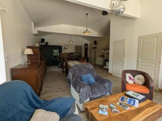 Maison familiale avec piscine privée et jardin pour 11 pers - FR-1-653-265 - Magnac-Lavalette - 2
