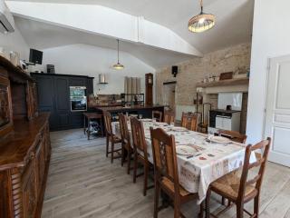 Maison familiale avec piscine privée et jardin pour 11 pers - FR-1-653-265 - Magnac-Lavalette - 1