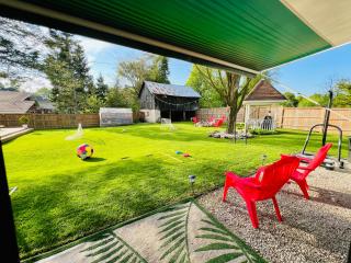 Balkans RV and Hottub Backyard Retreat - - 5