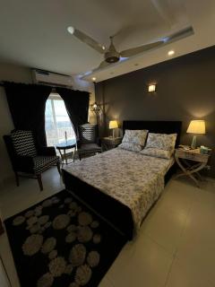 Galaxy Hotel & Apartments - 9