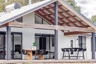 Bluegum Hideaway - luxury accom, air-con throughout, 2 kitchen & living areas - Yallingup - 1
