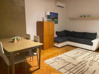 Peaceful Haven - Budapest - 9