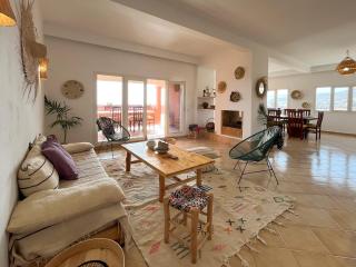 Grande villa en front de mer - 7