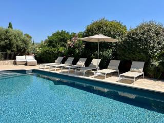 L'Oustau de la Colline - Villa avec piscine privée chauffée 12 personnes au coeur du Luberon - Cavaillon - 1