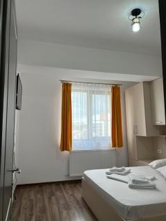 Studios & Apartments Palas by Glam at Lazar Towers - Iaşi - 5