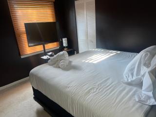 The harbor groove - Brooke Manor - 4