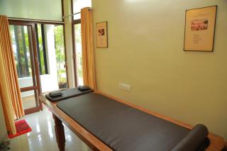 Lakefront Beach Homes - Cherai Beach - 3