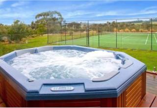 Free access to resort facilities onsite bar pool gym - Cowes - 8