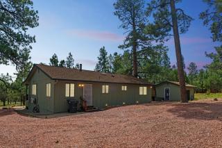 Secluded Mountain Cabin with Forest Views cabin - 2