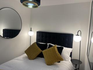 Modern-luxury 1bedroom-EnsuiteBathroom-Garden-Wifi - Basildon - 9