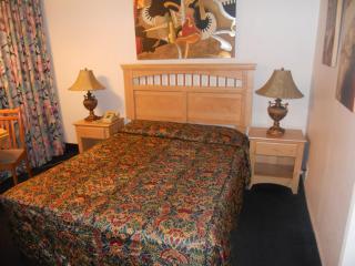 Tradewinds Airport Hotel - 3