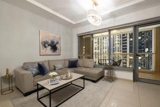 FIRST CLASS 3BR Burj Khalifa & Fountain View - Dubai - 8