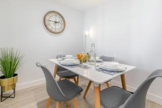 6 Putsborough - Luxury Apartment at Byron Woolacombe, only 4 minute walk to Woolacombe Beach! - 5