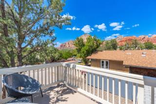 Amethyst Retreat. Back Yard with Hot Tub & Views! - Sedona - 7