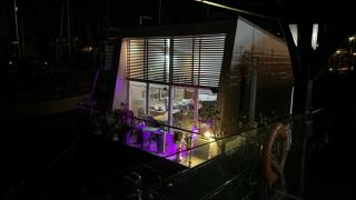 Float uniquely on Liverpool Waterfront on our high end 8 berth Houseboat - 3