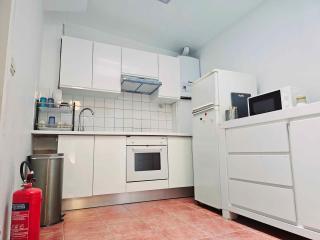 Modern & Comfortable City Center Oasis~King Bed ! - Bruxelles - 3