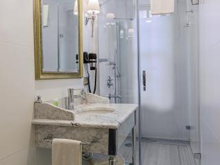 Meroddi Pera Flats - Istanbul - 7