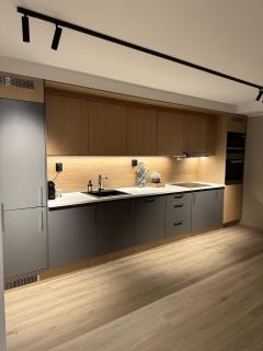 Trollbakken Apartment Sleeps 4 Parking - 4