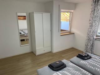 Sunny Suite mit Balkon - Küche - Bad - 5