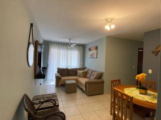 Em frente a Praia Grande Ubatuba - 3