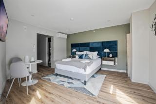 Cottage Suites - Middletown - 5