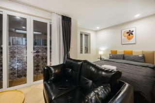 VietHOME - 102 Spacious Studio w Kitchen FREE Laundry - 9